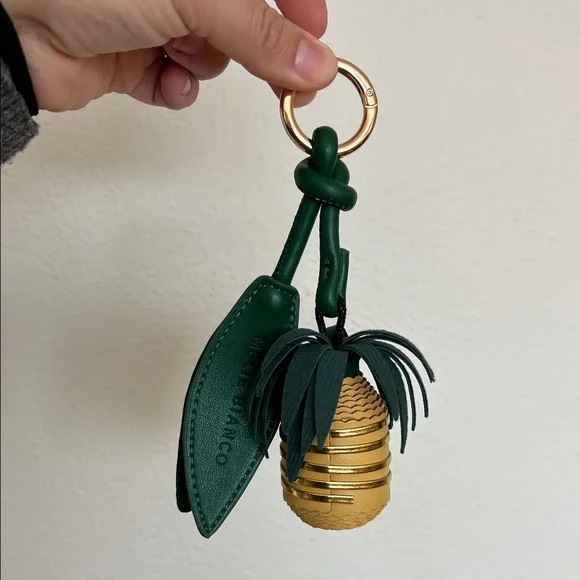 Melie Blanco fruit bag Charm - Picture 2 of 4